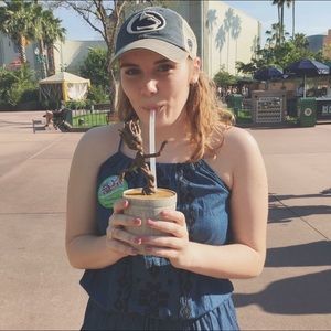 Meet your Posher, Maddie